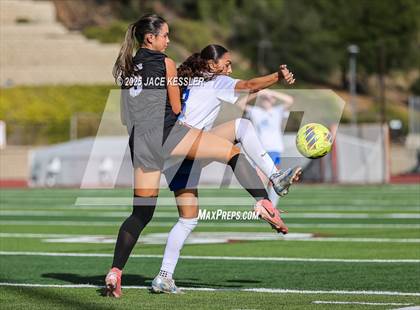 Thumbnail 2 in Santa Margarita vs. Oaks Christian (CIF-SS Open Div Semi Final) photogallery.