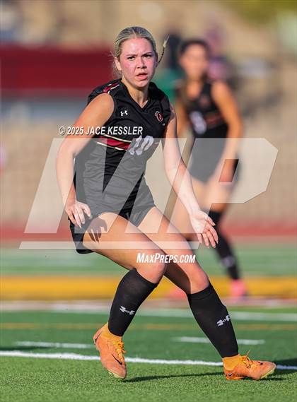 Thumbnail 2 in Santa Margarita vs. Oaks Christian (CIF-SS Open Div Semi Final) photogallery.