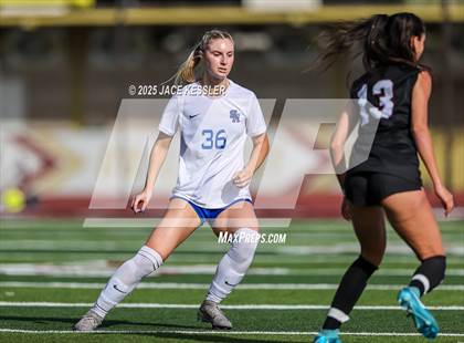 Thumbnail 3 in Santa Margarita vs. Oaks Christian (CIF-SS Open Div Semi Final) photogallery.