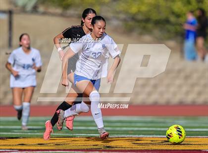 Thumbnail 3 in Santa Margarita vs. Oaks Christian (CIF-SS Open Div Semi Final) photogallery.