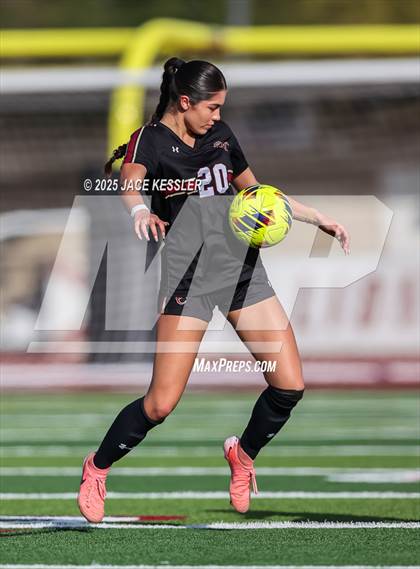 Thumbnail 2 in Santa Margarita vs. Oaks Christian (CIF-SS Open Div Semi Final) photogallery.