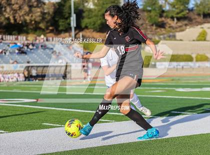 Thumbnail 3 in Santa Margarita vs. Oaks Christian (CIF-SS Open Div Semi Final) photogallery.