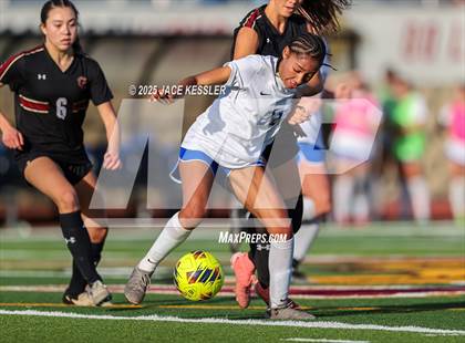 Thumbnail 3 in Santa Margarita vs. Oaks Christian (CIF-SS Open Div Semi Final) photogallery.