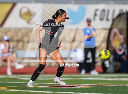 Thumbnail 2 in Santa Margarita vs. Oaks Christian (CIF-SS Open Div Semi Final) photogallery.