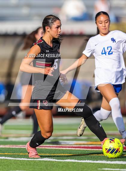 Thumbnail 3 in Santa Margarita vs. Oaks Christian (CIF-SS Open Div Semi Final) photogallery.