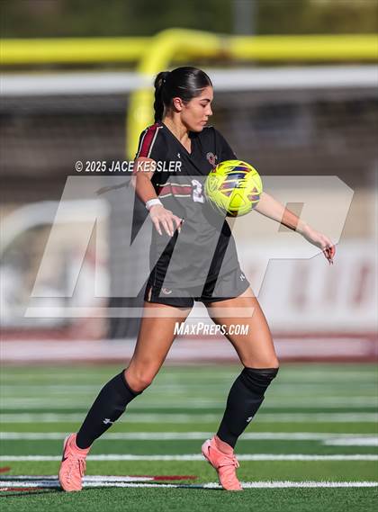 Thumbnail 1 in Santa Margarita vs. Oaks Christian (CIF-SS Open Div Semi Final) photogallery.