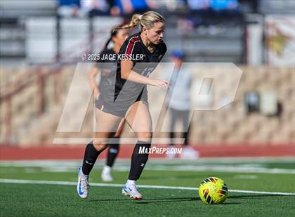 Thumbnail 2 in Santa Margarita vs. Oaks Christian (CIF-SS Open Div Semi Final) photogallery.