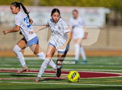Thumbnail 3 in Santa Margarita vs. Oaks Christian (CIF-SS Open Div Semi Final) photogallery.