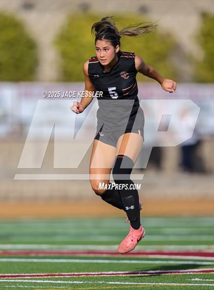 Thumbnail 1 in Santa Margarita vs. Oaks Christian (CIF-SS Open Div Semi Final) photogallery.