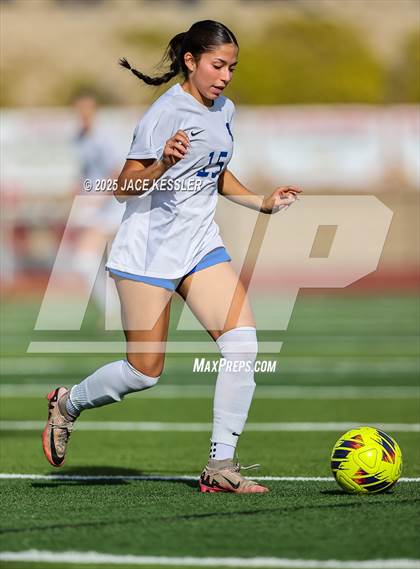 Thumbnail 1 in Santa Margarita vs. Oaks Christian (CIF-SS Open Div Semi Final) photogallery.