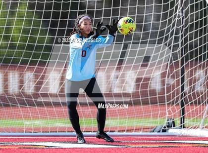 Thumbnail 2 in Santa Margarita vs. Oaks Christian (CIF-SS Open Div Semi Final) photogallery.
