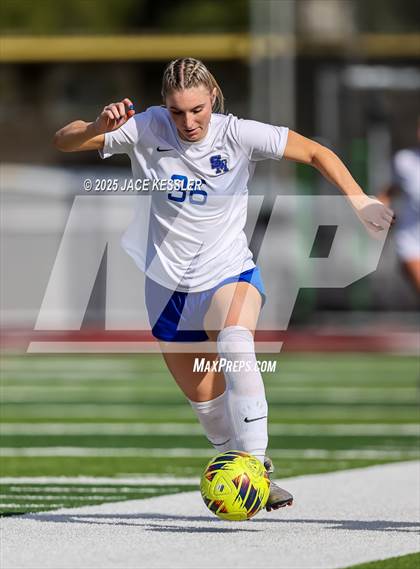 Thumbnail 2 in Santa Margarita vs. Oaks Christian (CIF-SS Open Div Semi Final) photogallery.