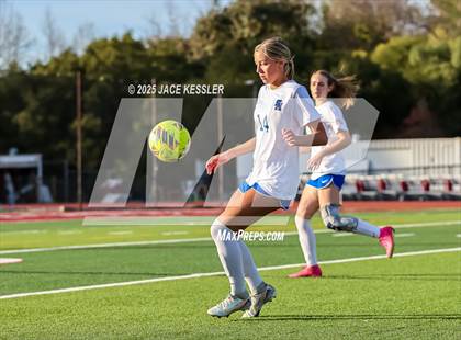 Thumbnail 1 in Santa Margarita vs. Oaks Christian (CIF-SS Open Div Semi Final) photogallery.