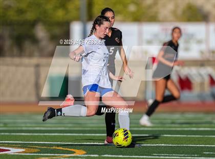 Thumbnail 2 in Santa Margarita vs. Oaks Christian (CIF-SS Open Div Semi Final) photogallery.