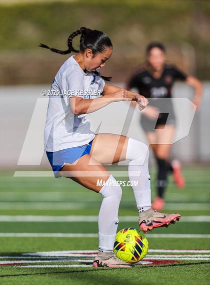Thumbnail 2 in Santa Margarita vs. Oaks Christian (CIF-SS Open Div Semi Final) photogallery.
