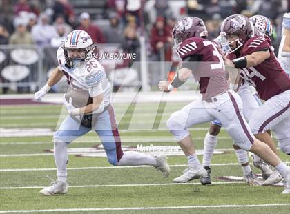 Thumbnail 2 in Tolono Unity vs St. Joseph-Ogden (IHSA 3A Round 2) photogallery.