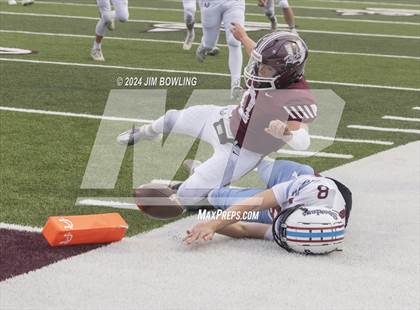 Thumbnail 2 in Tolono Unity vs St. Joseph-Ogden (IHSA 3A Round 2) photogallery.