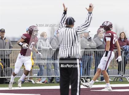 Thumbnail 2 in Tolono Unity vs St. Joseph-Ogden (IHSA 3A Round 2) photogallery.