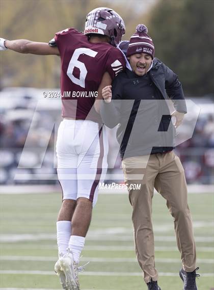 Thumbnail 2 in Tolono Unity vs St. Joseph-Ogden (IHSA 3A Round 2) photogallery.