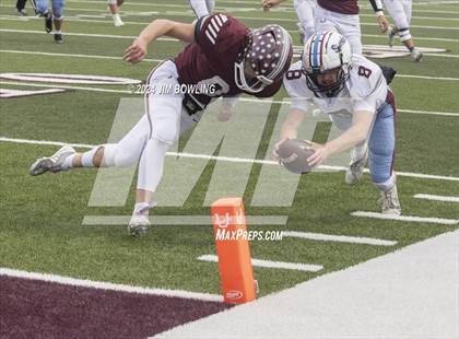 Thumbnail 3 in Tolono Unity vs St. Joseph-Ogden (IHSA 3A Round 2) photogallery.