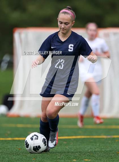 Thumbnail 1 in Farmington vs. Staples (CIAC Class LL Quarterfinal round) photogallery.