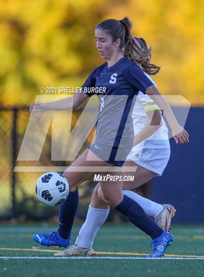 Thumbnail 2 in Farmington vs. Staples (CIAC Class LL Quarterfinal round) photogallery.