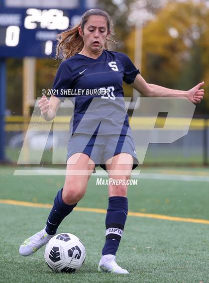 Thumbnail 1 in Farmington vs. Staples (CIAC Class LL Quarterfinal round) photogallery.