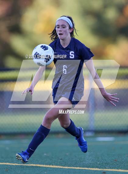 Thumbnail 3 in Farmington vs. Staples (CIAC Class LL Quarterfinal round) photogallery.