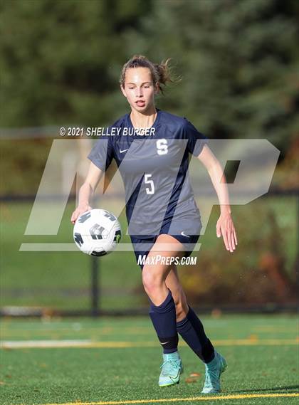 Thumbnail 1 in Farmington vs. Staples (CIAC Class LL Quarterfinal round) photogallery.