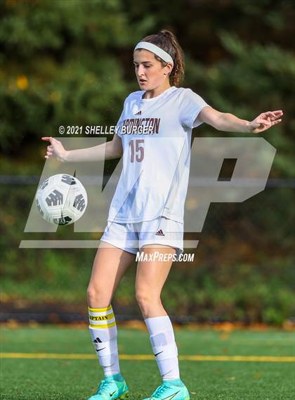 Thumbnail 2 in Farmington vs. Staples (CIAC Class LL Quarterfinal round) photogallery.