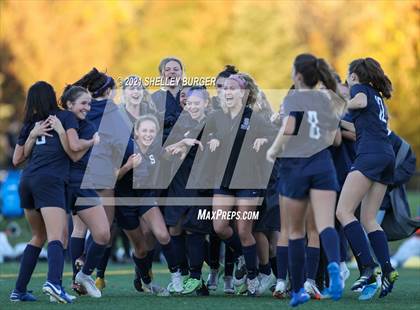 Thumbnail 1 in Farmington vs. Staples (CIAC Class LL Quarterfinal round) photogallery.