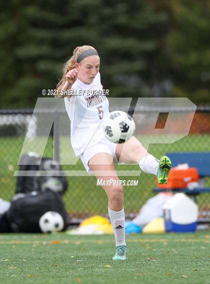 Thumbnail 2 in Farmington vs. Staples (CIAC Class LL Quarterfinal round) photogallery.