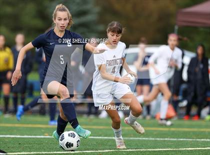 Thumbnail 3 in Farmington vs. Staples (CIAC Class LL Quarterfinal round) photogallery.