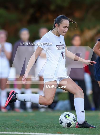 Thumbnail 2 in Farmington vs. Staples (CIAC Class LL Quarterfinal round) photogallery.