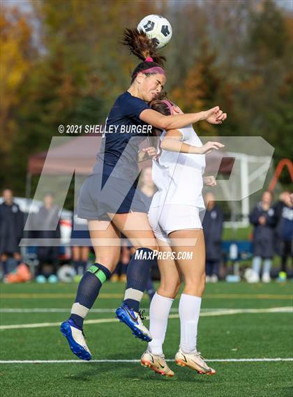 Thumbnail 3 in Farmington vs. Staples (CIAC Class LL Quarterfinal round) photogallery.