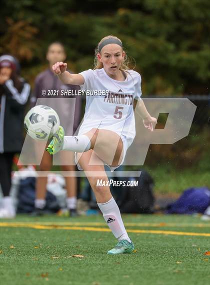 Thumbnail 1 in Farmington vs. Staples (CIAC Class LL Quarterfinal round) photogallery.