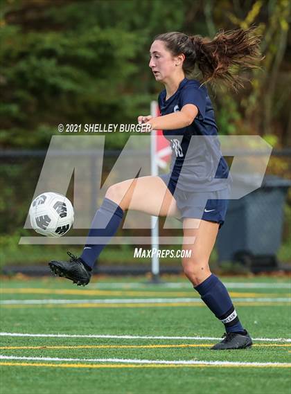 Thumbnail 3 in Farmington vs. Staples (CIAC Class LL Quarterfinal round) photogallery.