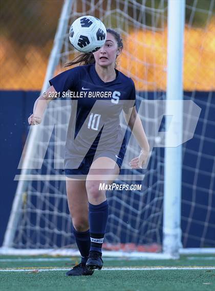 Thumbnail 2 in Farmington vs. Staples (CIAC Class LL Quarterfinal round) photogallery.