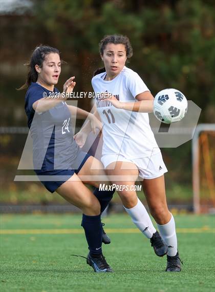 Thumbnail 3 in Farmington vs. Staples (CIAC Class LL Quarterfinal round) photogallery.