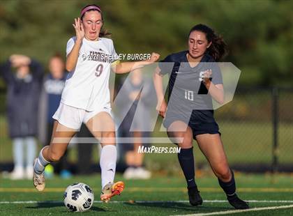 Thumbnail 1 in Farmington vs. Staples (CIAC Class LL Quarterfinal round) photogallery.