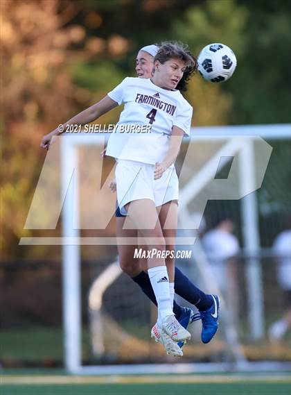 Thumbnail 3 in Farmington vs. Staples (CIAC Class LL Quarterfinal round) photogallery.
