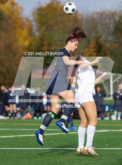 Thumbnail 1 in Farmington vs. Staples (CIAC Class LL Quarterfinal round) photogallery.