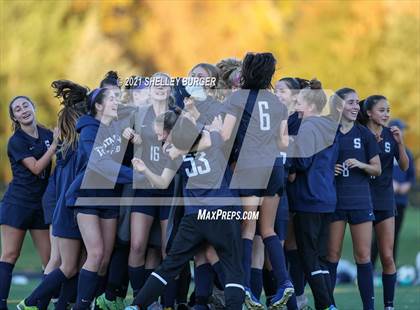 Thumbnail 1 in Farmington vs. Staples (CIAC Class LL Quarterfinal round) photogallery.
