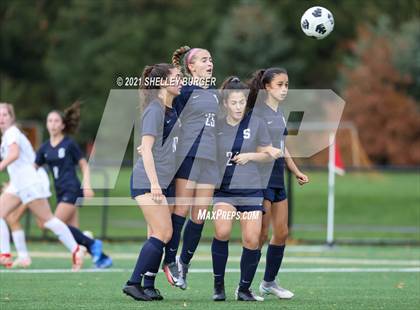 Thumbnail 1 in Farmington vs. Staples (CIAC Class LL Quarterfinal round) photogallery.