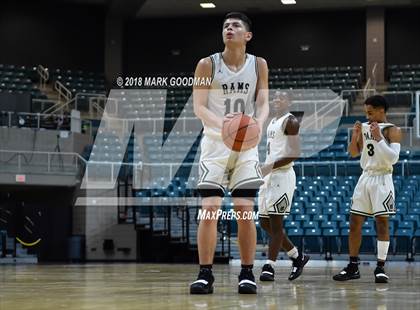 Thumbnail 2 in Oak Ridge vs. Mayde Creek photogallery.