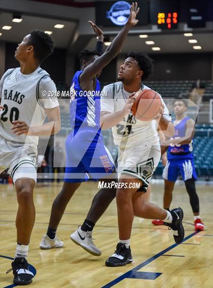 Thumbnail 2 in Oak Ridge vs. Mayde Creek photogallery.