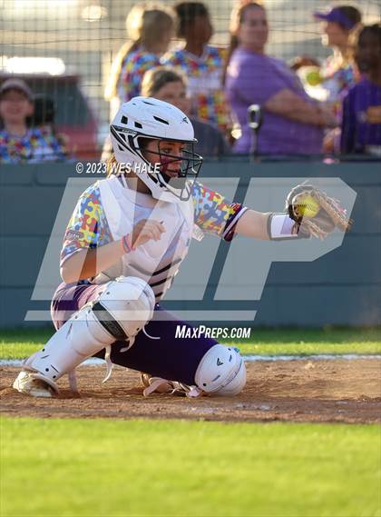 Thumbnail 2 in Grenada @ DeSoto Central photogallery.