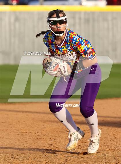 Thumbnail 2 in Grenada @ DeSoto Central photogallery.