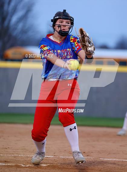 Thumbnail 3 in Grenada @ DeSoto Central photogallery.