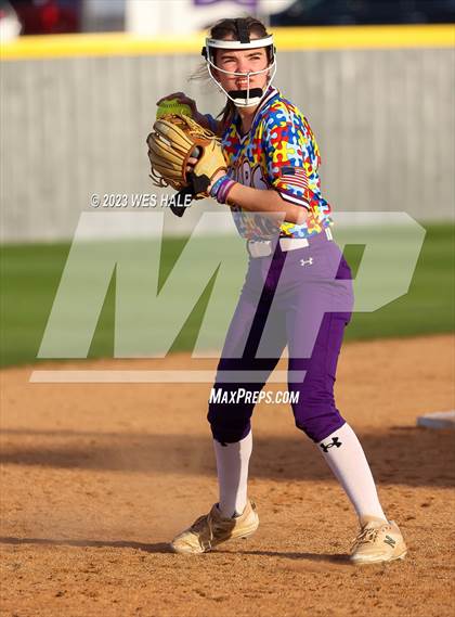 Thumbnail 2 in Grenada @ DeSoto Central photogallery.